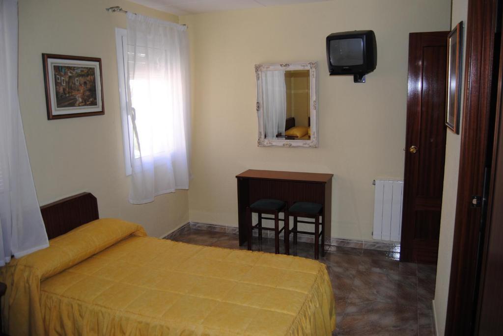 Hotel Casa Modesto El Pont de Suert Zimmer foto
